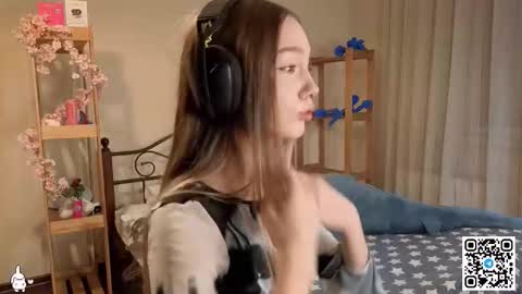 Catalina online show from December 17, 12:22 pm