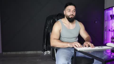 Matthew .. for short call me Matt online show from April 22, 8:43 pm