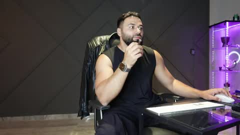 Snapshot of glennmasters chatting on May 15, 9:00 pm Matthew .. for short call me Matt online show from May 15, 9:00 pm