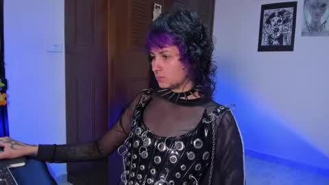 NYX online show from November 14, 3:44 pm