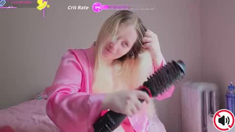 Glitch online show from October 16, 7:15 pm