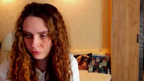 Gloria Wood online show from February 14, 6:08 pm