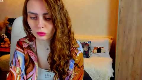 Gloria Wood online show from March 30, 6:42 pm