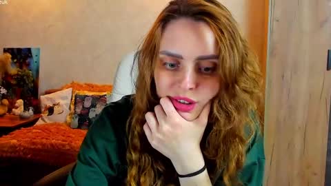 Gloria Wood online show from April 17, 7:28 pm