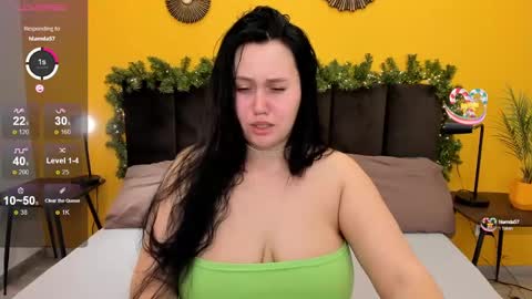 Snapshot of gloriabates chatting on January 3, 1:16 am Gloria online show from January 3, 1:16 am