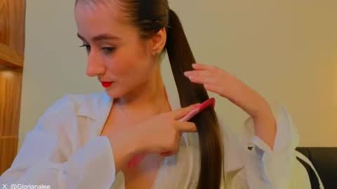 Gloriana online show from January 18, 2:10 pm