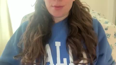Snapshot of gloriapearl chatting on June 1, 9:22 am Gloria Pearl online show from June 1, 9:22 am