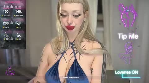 Snapshot of gloryaaaa chatting on April 24, 8:55 pm I want to make you happy and lovense online show from April 24, 8:55 pm