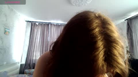  Roxy  online show from March 28, 8:36 am