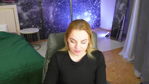 Margo online show from April 8, 1:38 am