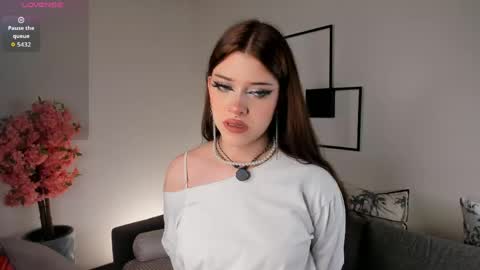 Sara online show from April 13, 6:52 am