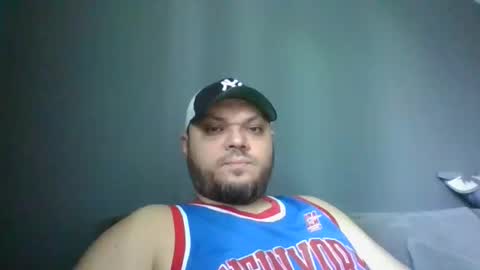 Snapshot of glusgan chatting on March 6, 7:14 am Your boy online show from March 6, 7:14 am