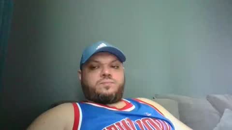 Snapshot of glusgan chatting on March 11, 10:07 am Your boy online show from March 11, 10:07 am