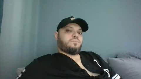 Snapshot of glusgan chatting on September 16, 7:31 am Your boy online show from September 16, 7:31 am