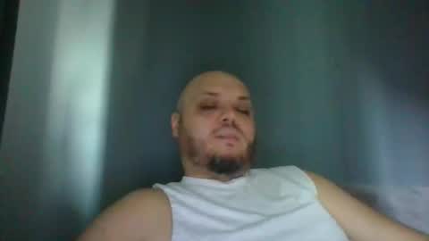 Snapshot of glusgan chatting on October 1, 8:09 am Your boy online show from October 1, 8:09 am