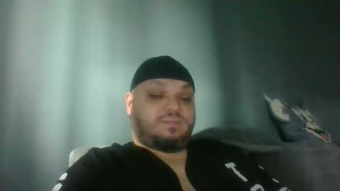 Snapshot of glusgan chatting on October 27, 7:56 am Your boy online show from October 27, 7:56 am