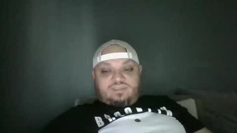 Snapshot of glusgan chatting on November 4, 10:36 am Your boy online show from November 4, 10:36 am