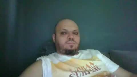 Snapshot of glusgan chatting on November 7, 9:31 am Your boy online show from November 7, 9:31 am