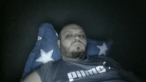 Snapshot of glusgan chatting on November 18, 9:41 pm Your boy online show from November 18, 9:41 pm