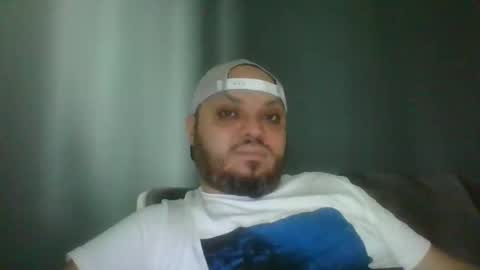 Snapshot of glusgan chatting on November 20, 9:20 am Your boy online show from November 20, 9:20 am