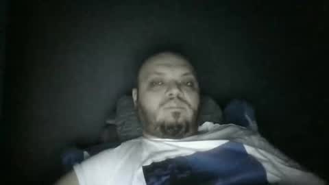 Snapshot of glusgan chatting on November 21, 12:43 am Your boy online show from November 21, 12:43 am