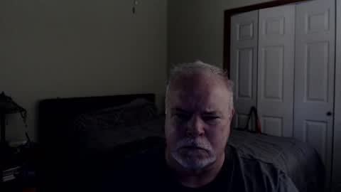 Snapshot of gmctruckguy chatting on October 17, 2:19 pm gmctruckguy online show from October 17, 2:19 pm