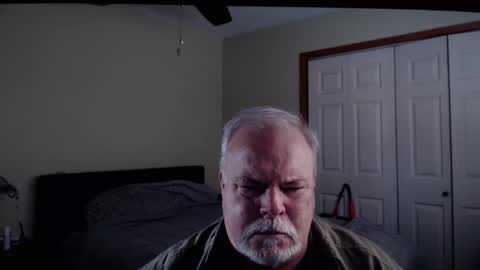 gmctruckguy online show from January 13, 6:35 pm