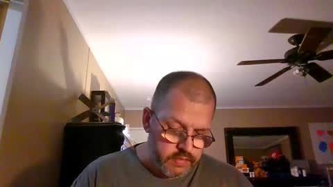 IDKIDCIDGAF online show from September 11, 12:22 am