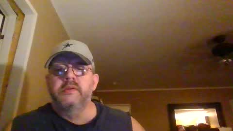 IDKIDCIDGAF online show from December 3, 1:24 am