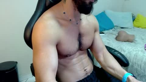 god hunkules online show from February 15, 4:14 pm