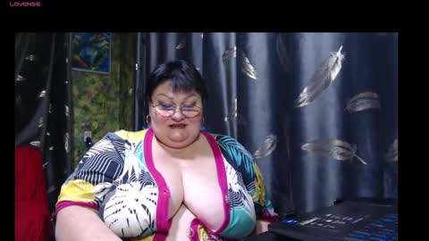 Goddess online show from January 8, 10:45 pm