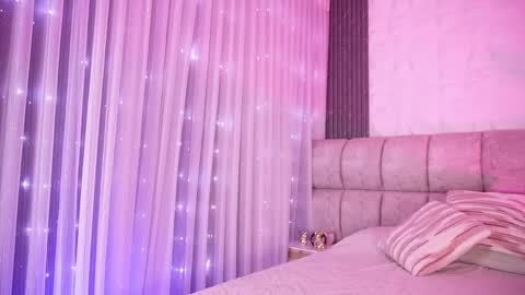 goddess_eli77 online show from April 23, 3:08 am