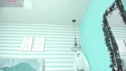 Snapshot of goddess_kianna chatting on October 30, 4:14 am Goddess Kianna online show from October 30, 4:14 am