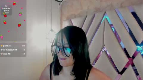 M A R T I N A  online show from April 23, 12:40 pm