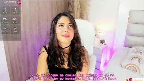 Mia online show from October 27, 2:59 am