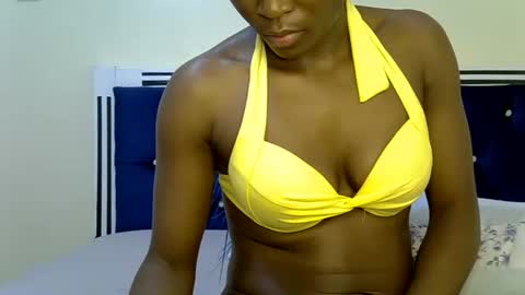 Snapshot of goddess_nanaya chatting on October 18, 11:05 pm Goddess nanaya online show from October 18, 11:05 pm