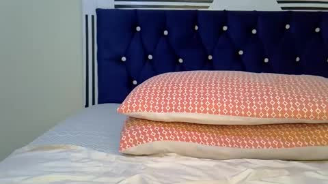 Snapshot of goddess_nanaya chatting on December 17, 10:43 am Goddess nanaya online show from December 17, 10:43 am