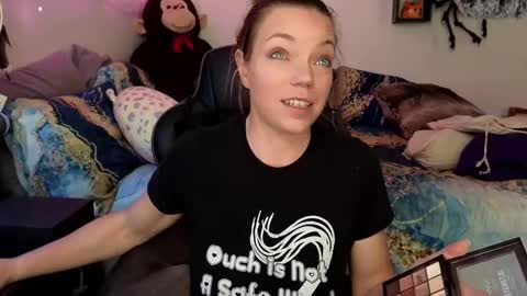 Patricia Mars           Goddess of Mars twitter thegoddessmindy online show from February 13, 5:44 pm