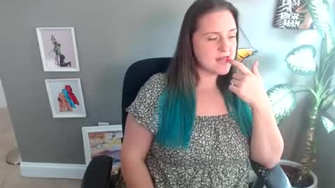 Goddess Amelia online show from July 21, 5:15 pm