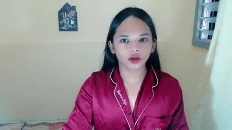 Snapshot of goddesscynthara chatting on May 19, 2:07 am kia online show from May 19, 2:07 am