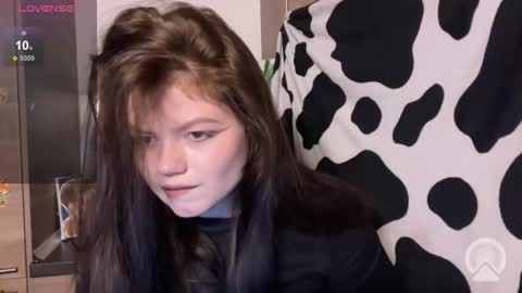 Snapshot of goddessdarina chatting on September 11, 5:57 pm goddessdarina online show from September 11, 5:57 pm