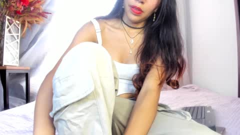 Snapshot of goddessjulieta chatting on January 22, 7:13 pm Julieta online show from January 22, 7:13 pm