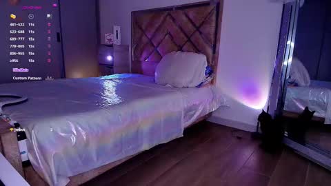 Linda online show from September 27, 10:15 pm