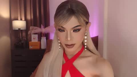 Snapshot of goddessmichaella chatting on January 11, 9:15 am Michaella online show from January 11, 9:15 am