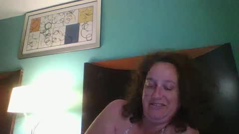 Crystal online show from April 9, 1:16 am