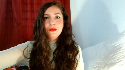 Snapshot of goddessnahi chatting on February 22, 11:03 pm Naih Reyes online show from February 22, 11:03 pm