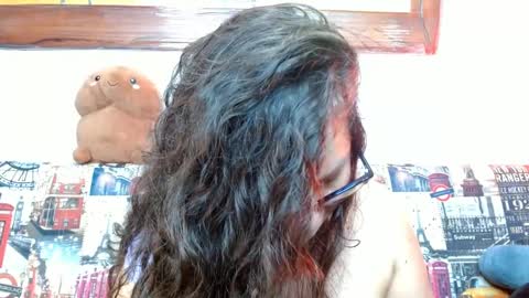 Snapshot of goddessnahi chatting on September 25, 9:35 am Naih Reyes online show from September 25, 9:35 am