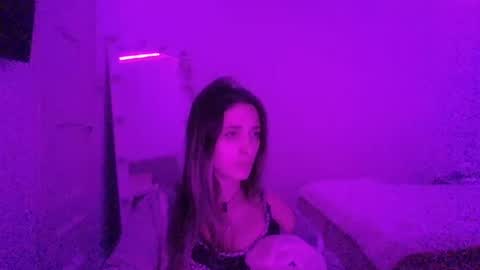 goddessofii online show from May 4, 3:02 am