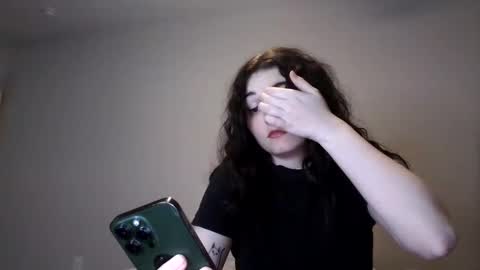 Snapshot of goddessshadowraven chatting on January 9, 1:08 am Goddess Raven online show from January 9, 1:08 am