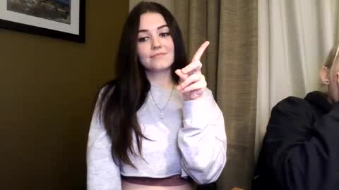 Snapshot of goddessshadowraven chatting on October 3, 4:53 am Goddess Raven online show from October 3, 4:53 am